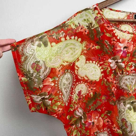 Rafaella Top L Floral Red Green Semi Sheer‎ Smocked Short Dolman Sleeve - Picture 2 of 9